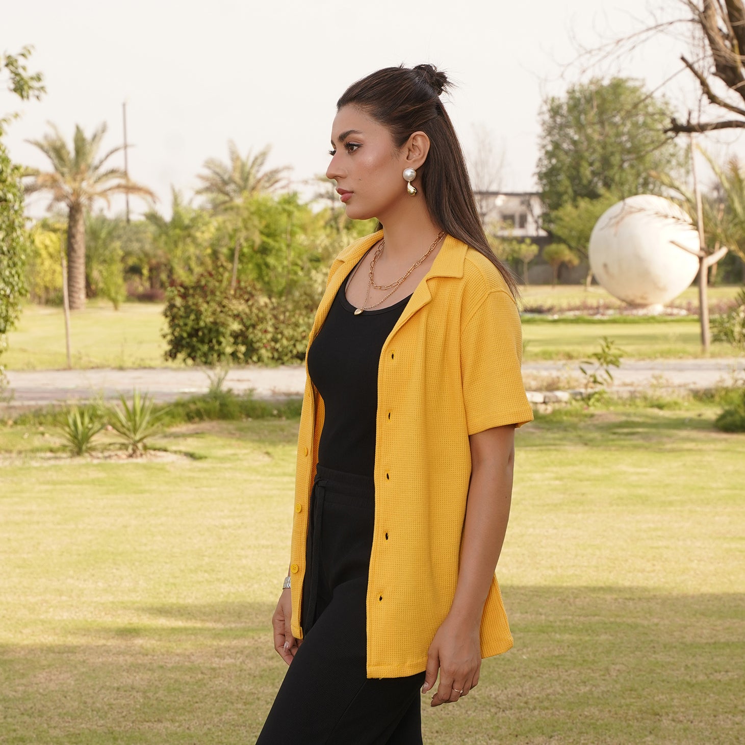WOMEN'S BUTTON DOWN SHIRT