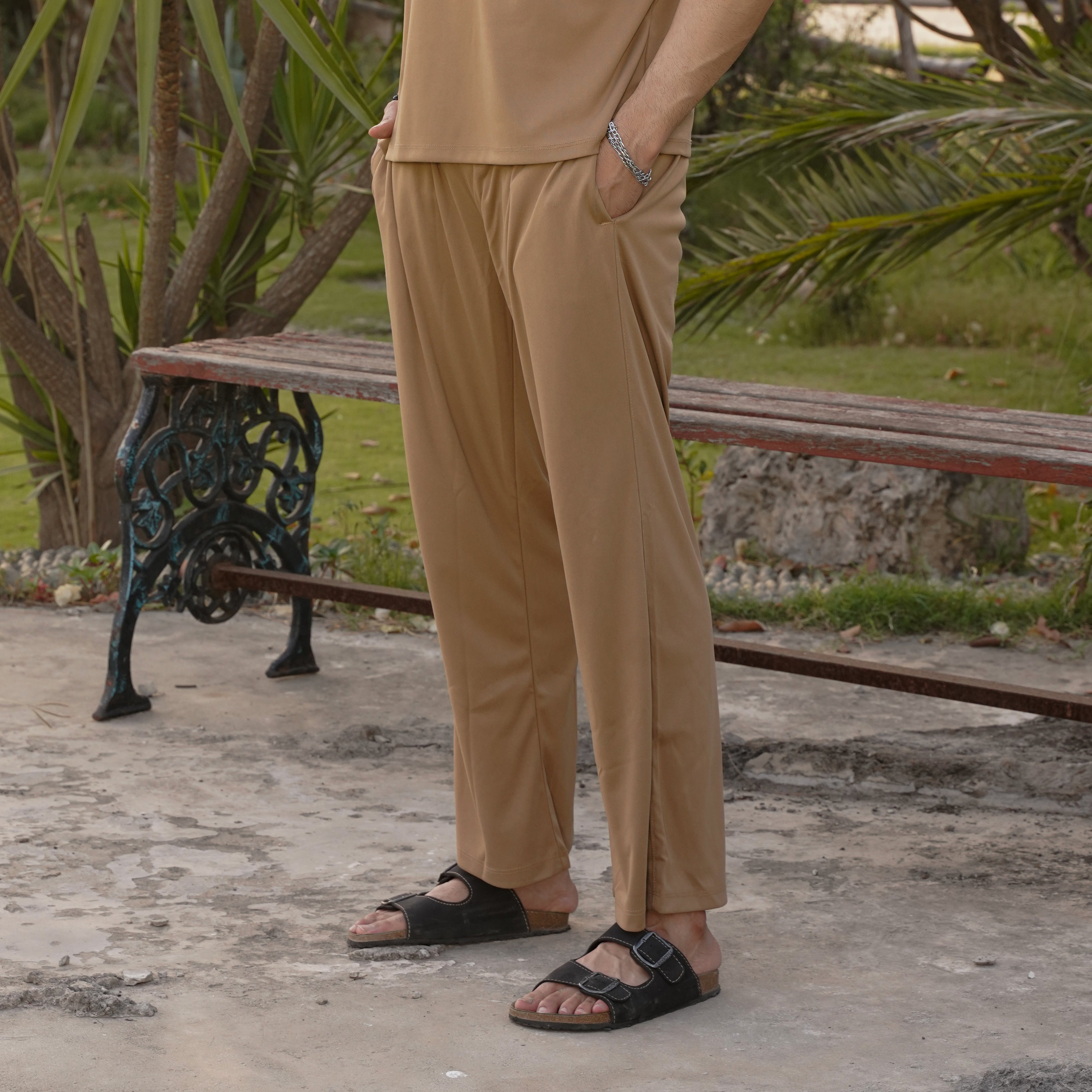 MEN'S LOOSE FIT TROUSERS