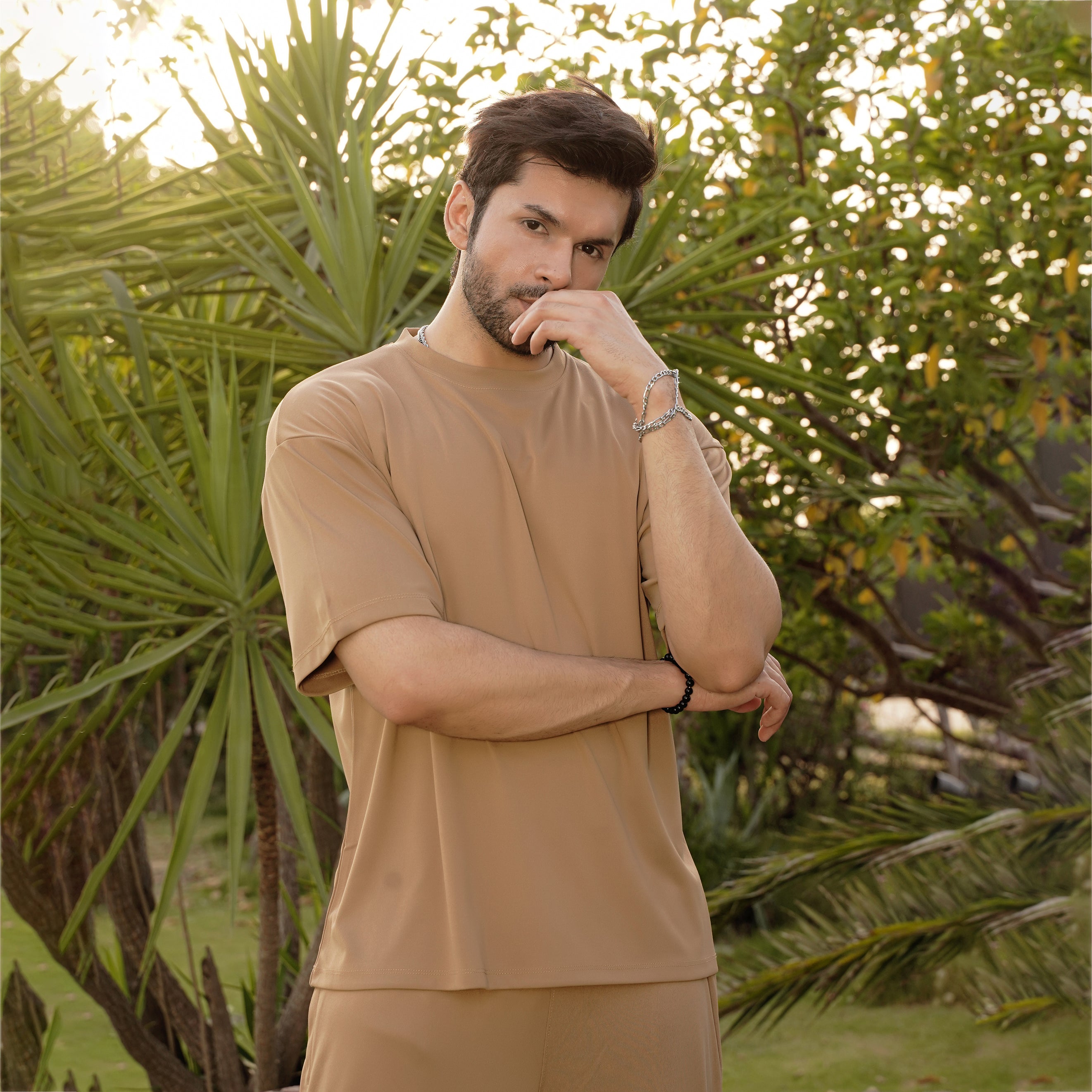 MEN'S LOOSE FIT CREW NECK TEE