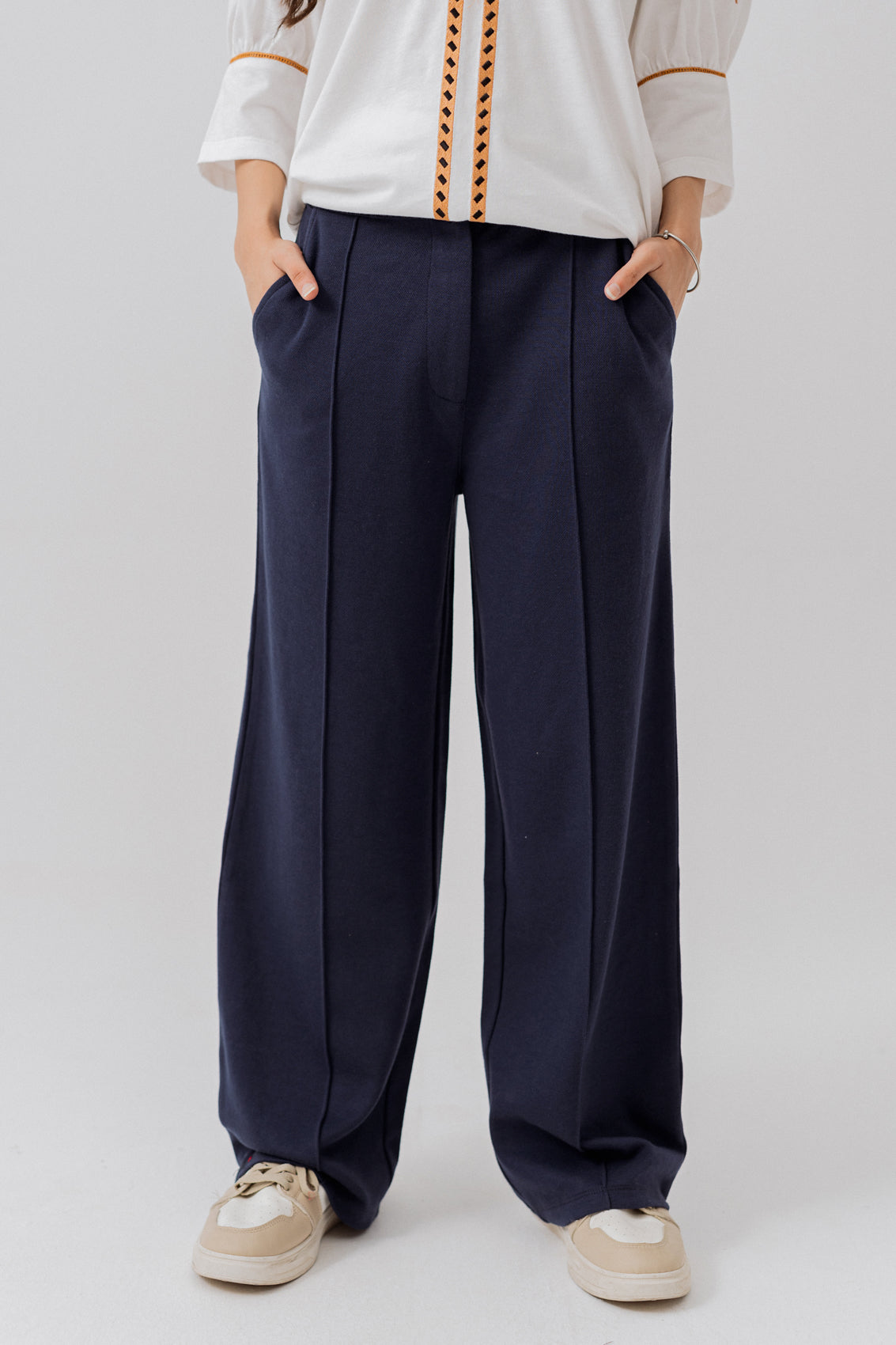 WOMEN FLARED PANTS