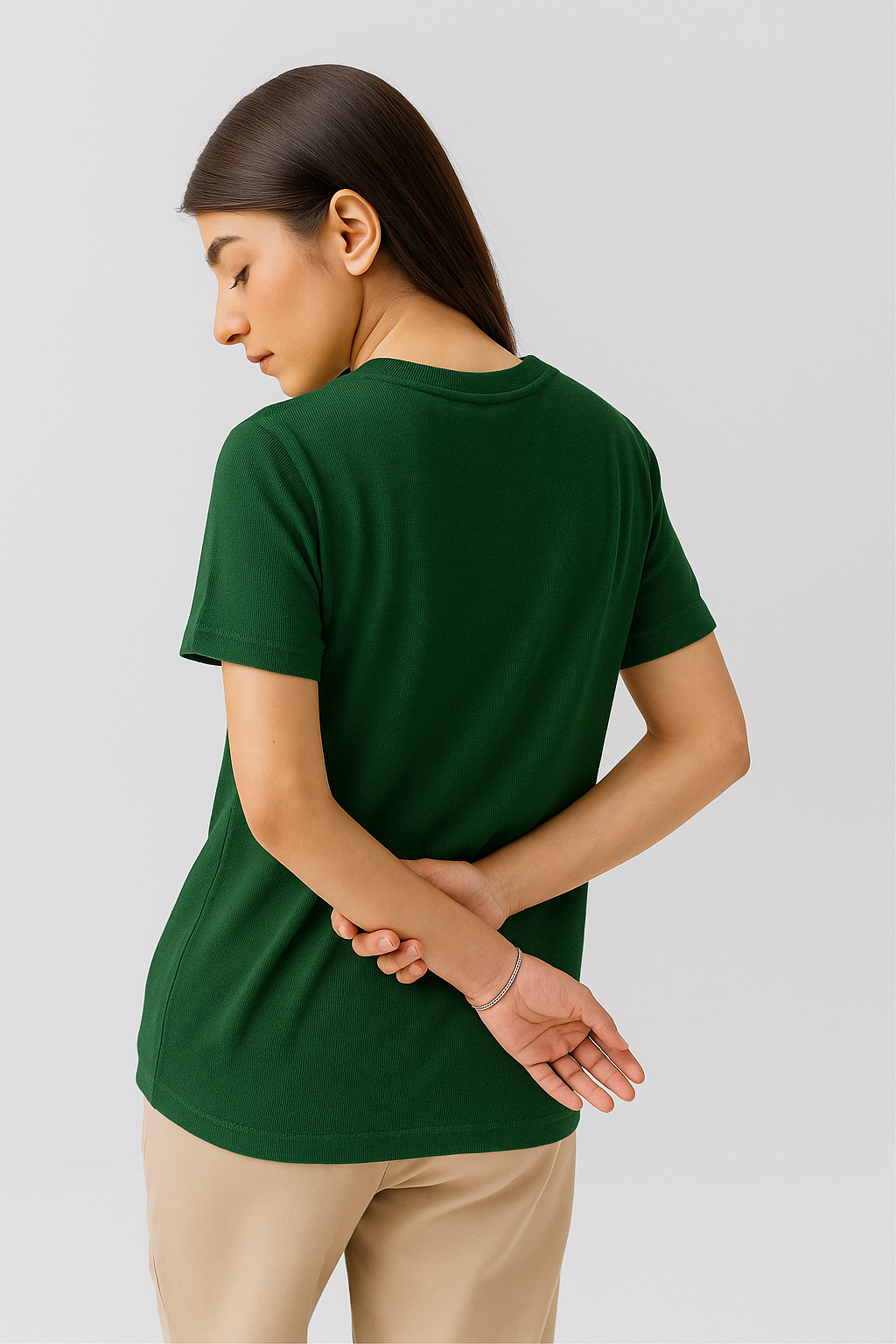 WOMEN'S BASIC T-SHIRT