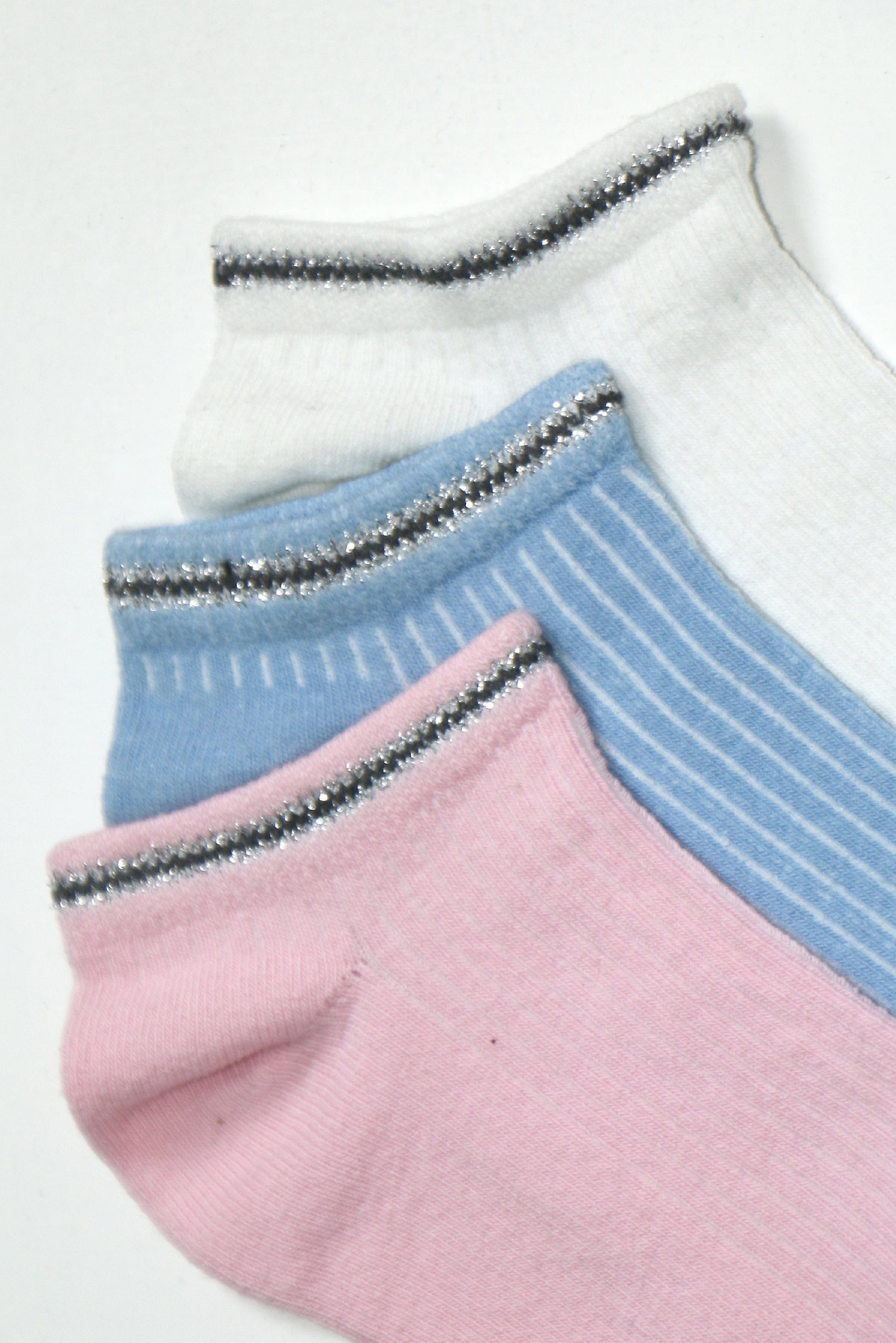 WOMEN LUREX (TILLA) TIPPED NO SHOW PACK OF 3 SOCKS