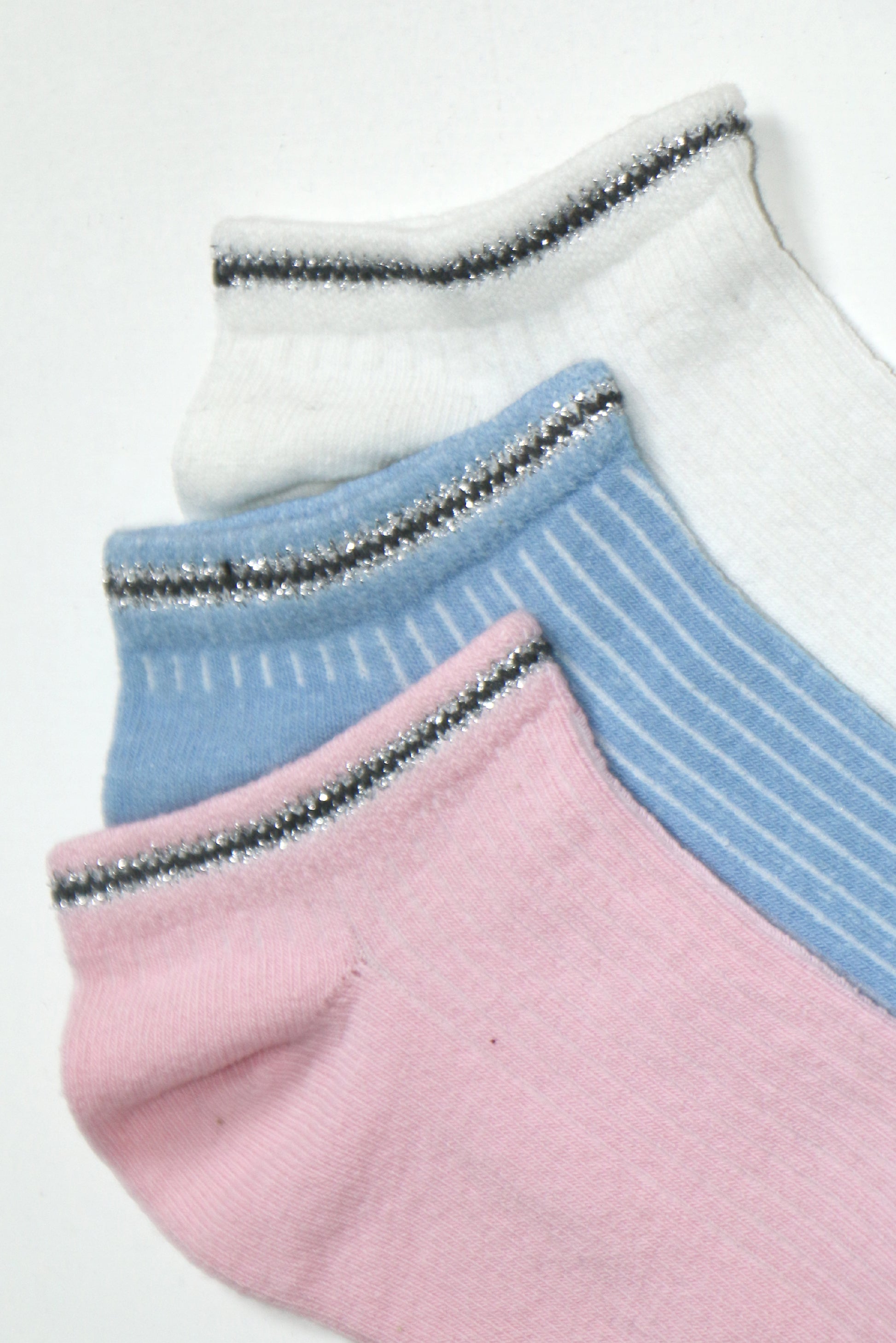 WOMEN LUREX (TILLA) TIPPED NO SHOW PACK OF 3 SOCKS