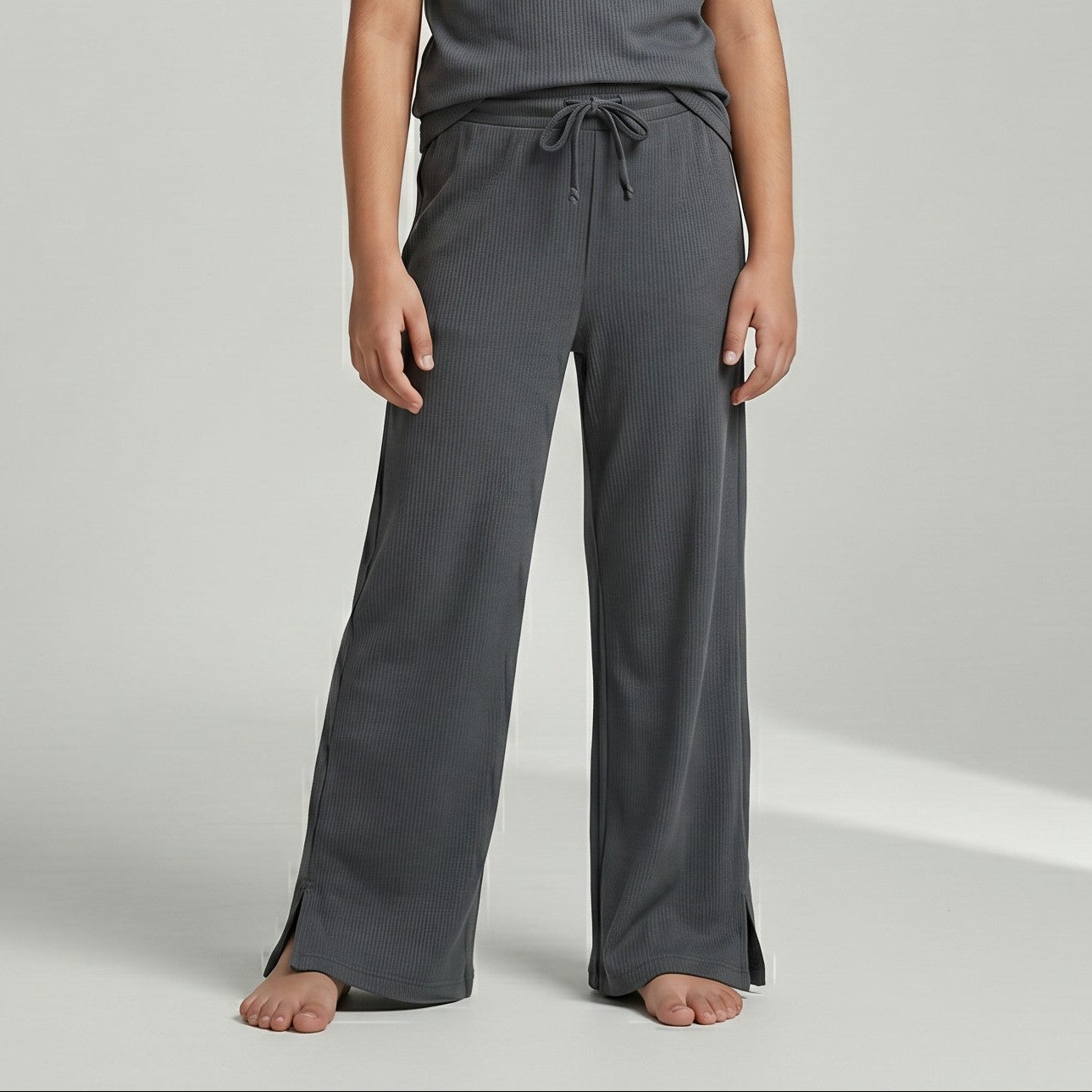 GIRL'S KNITTED TROUSERS