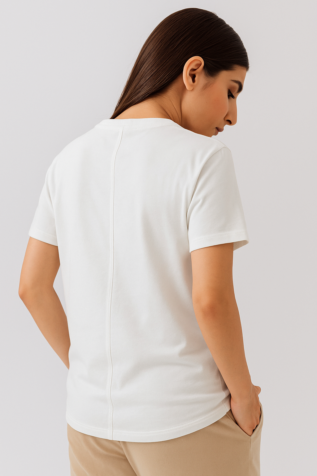 WOMEN BASIC T-SHIRT