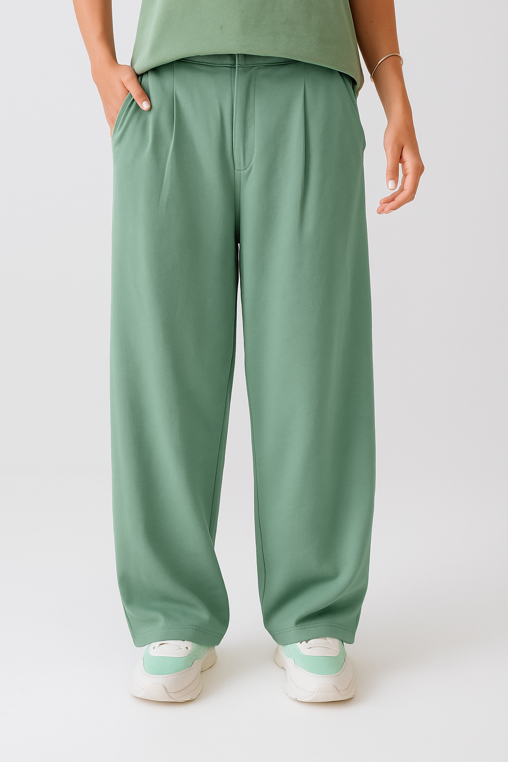 WOMEN FLARED PANTS