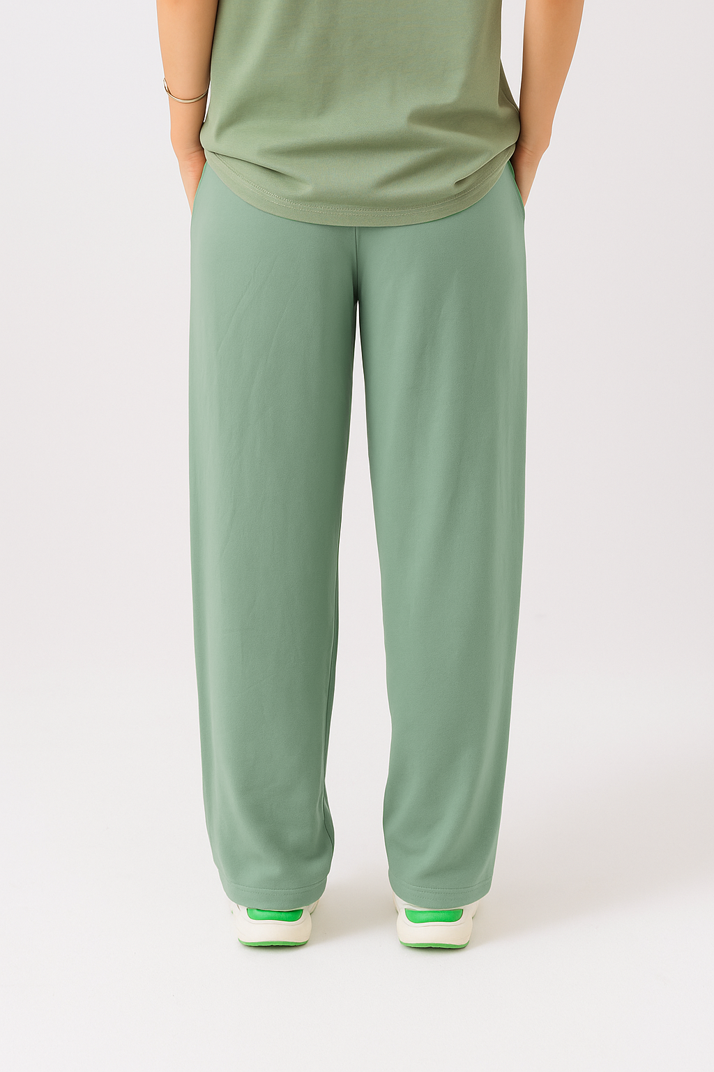 WOMEN FLARED PANTS