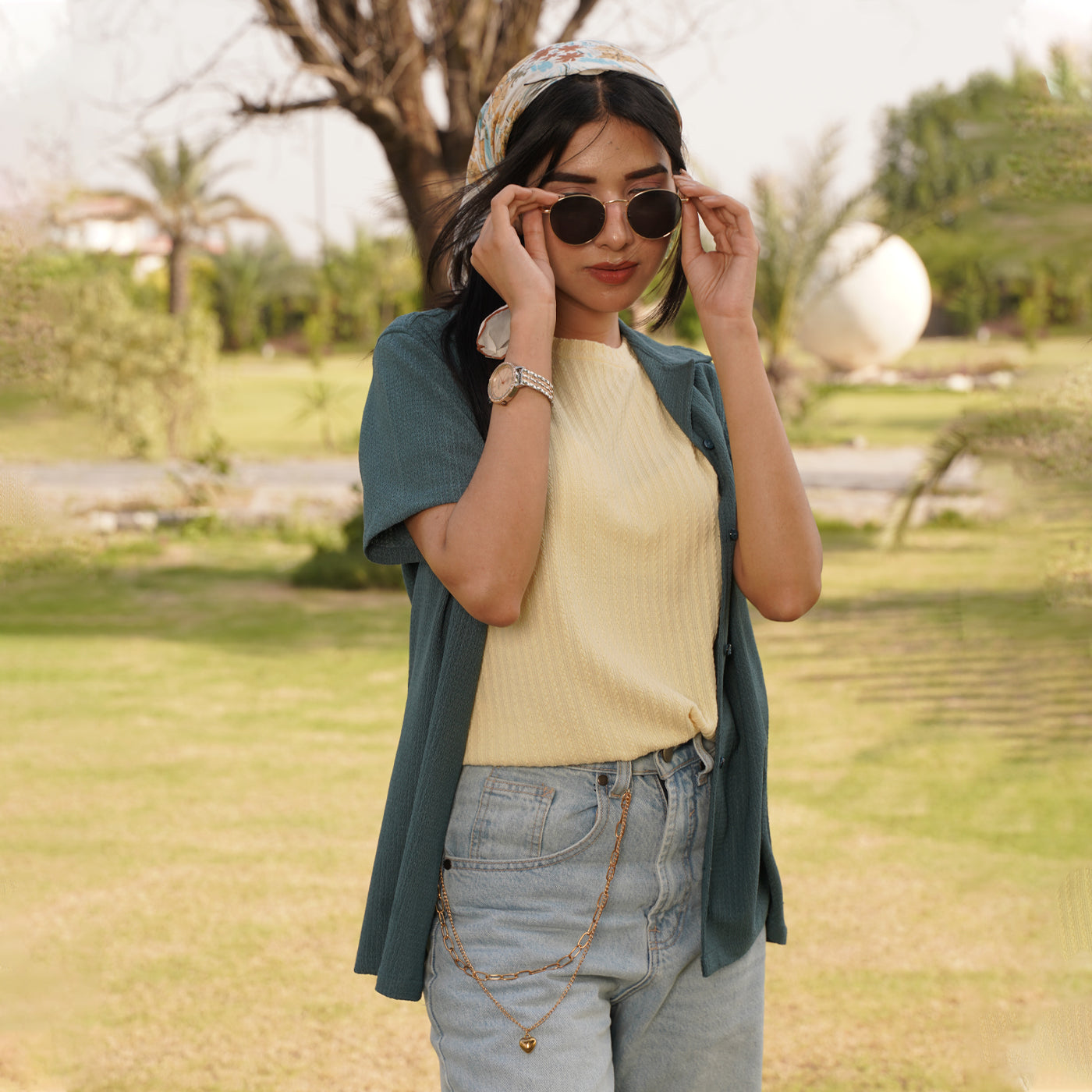 WOMEN'S BUTTON DOWN SHIRT