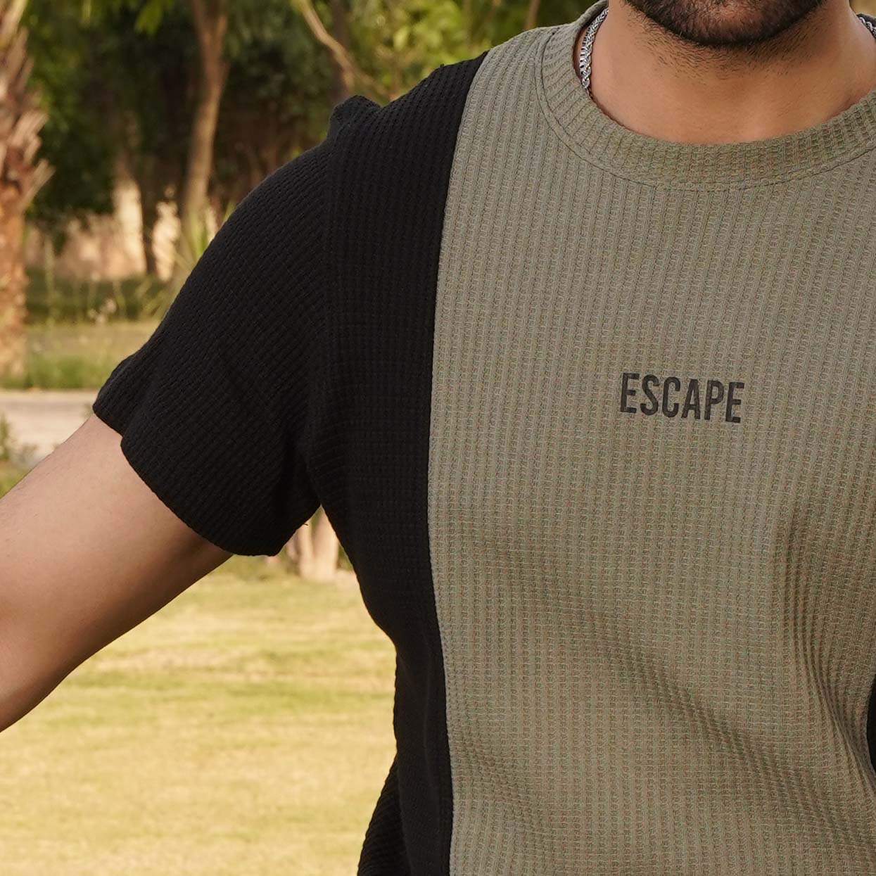 MEN'S PANELLED TEE