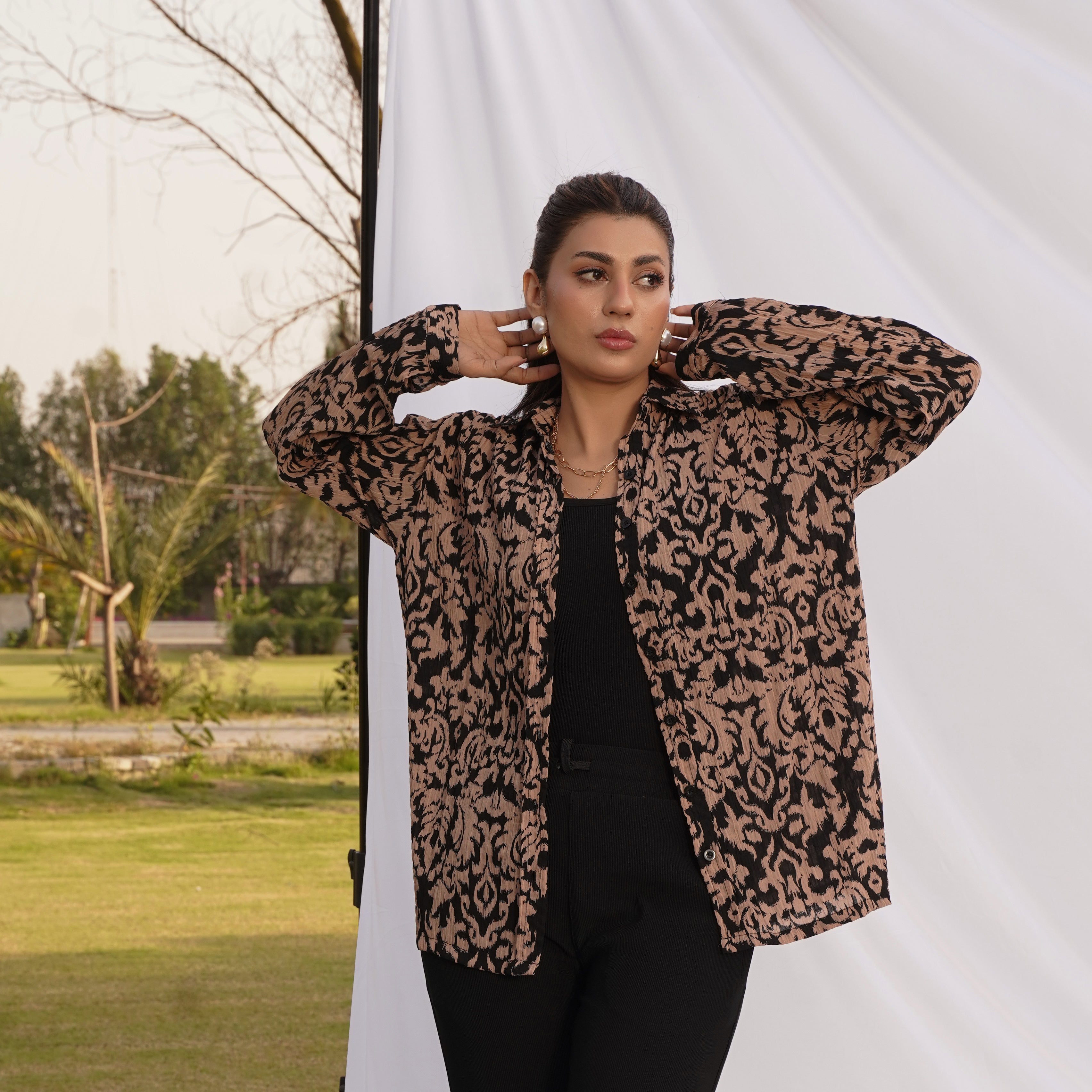 WOMEN'S BUTTON DOWN SHIRT