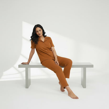 WOMEN'S BUTTON DOWN SHIRT