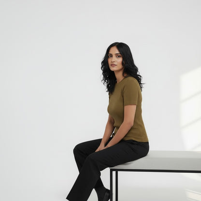 WOMEN'S KNITTED TEE