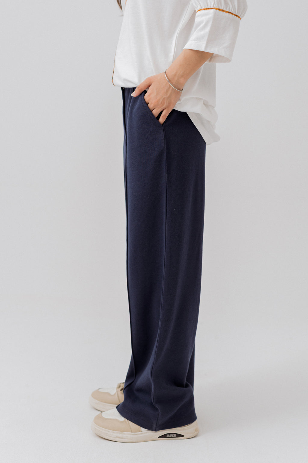 WOMEN FLARED PANTS