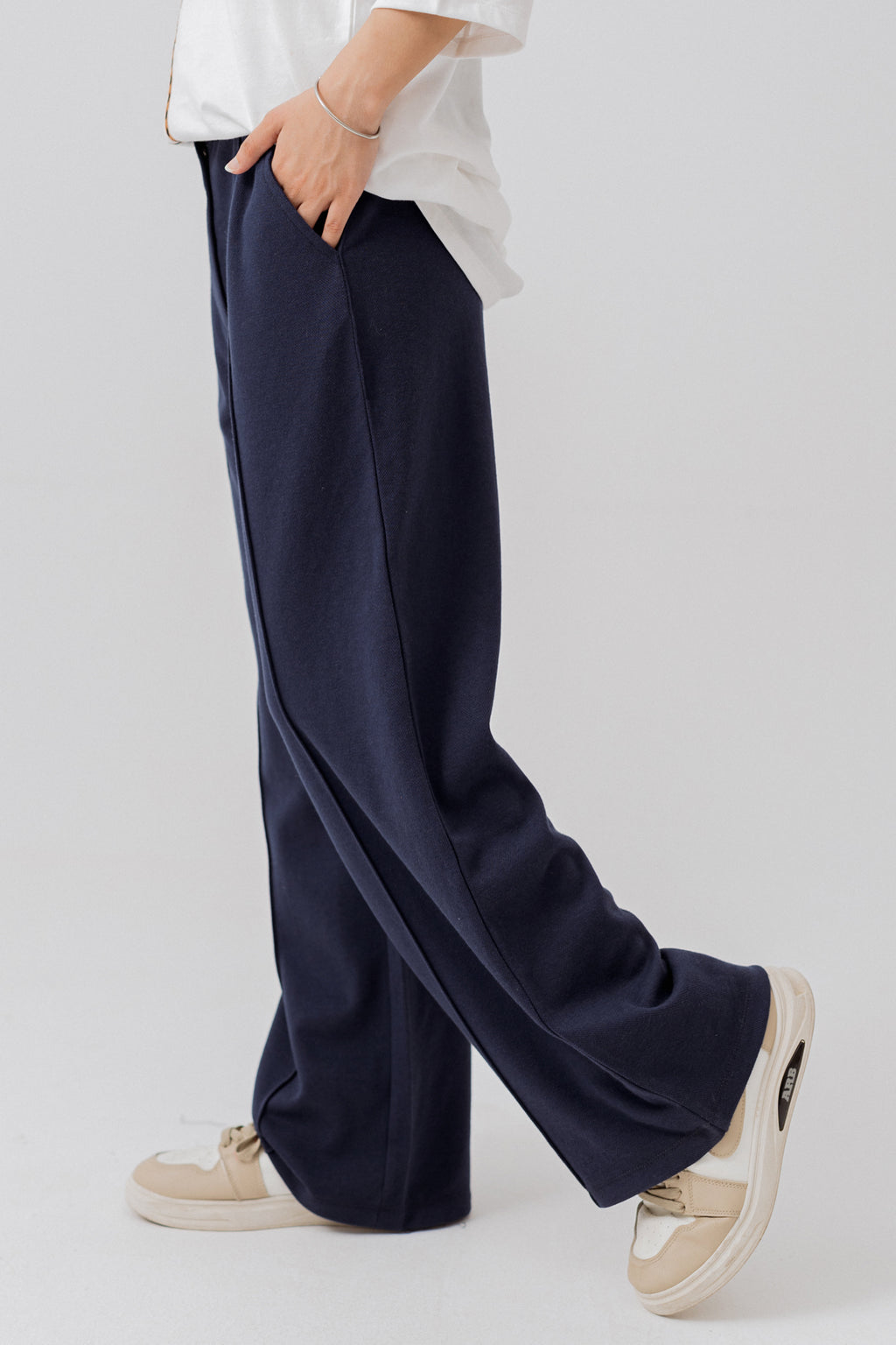 WOMEN FLARED PANTS