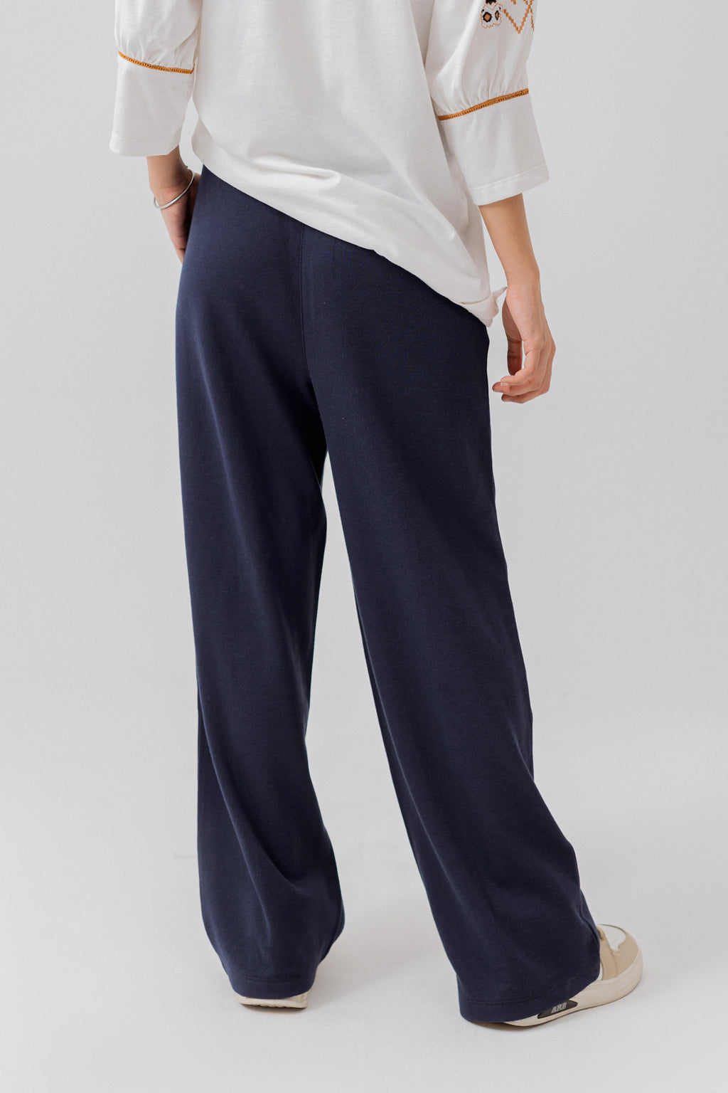 WOMEN FLARED PANTS