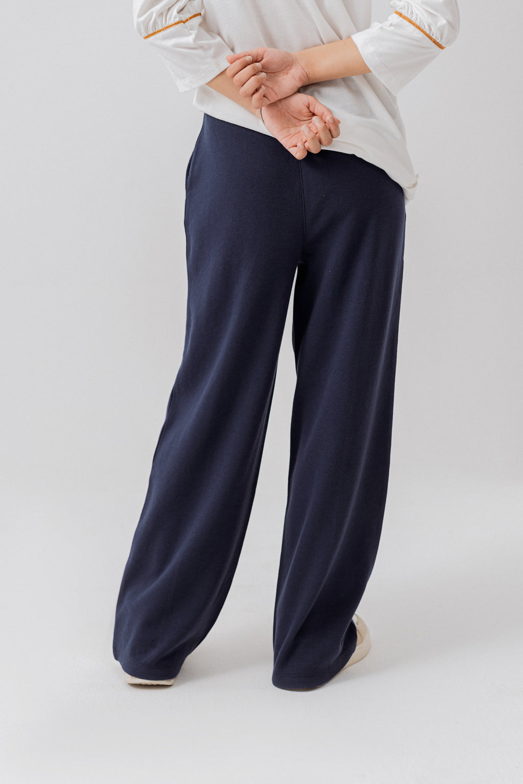 WOMEN FLARED PANTS