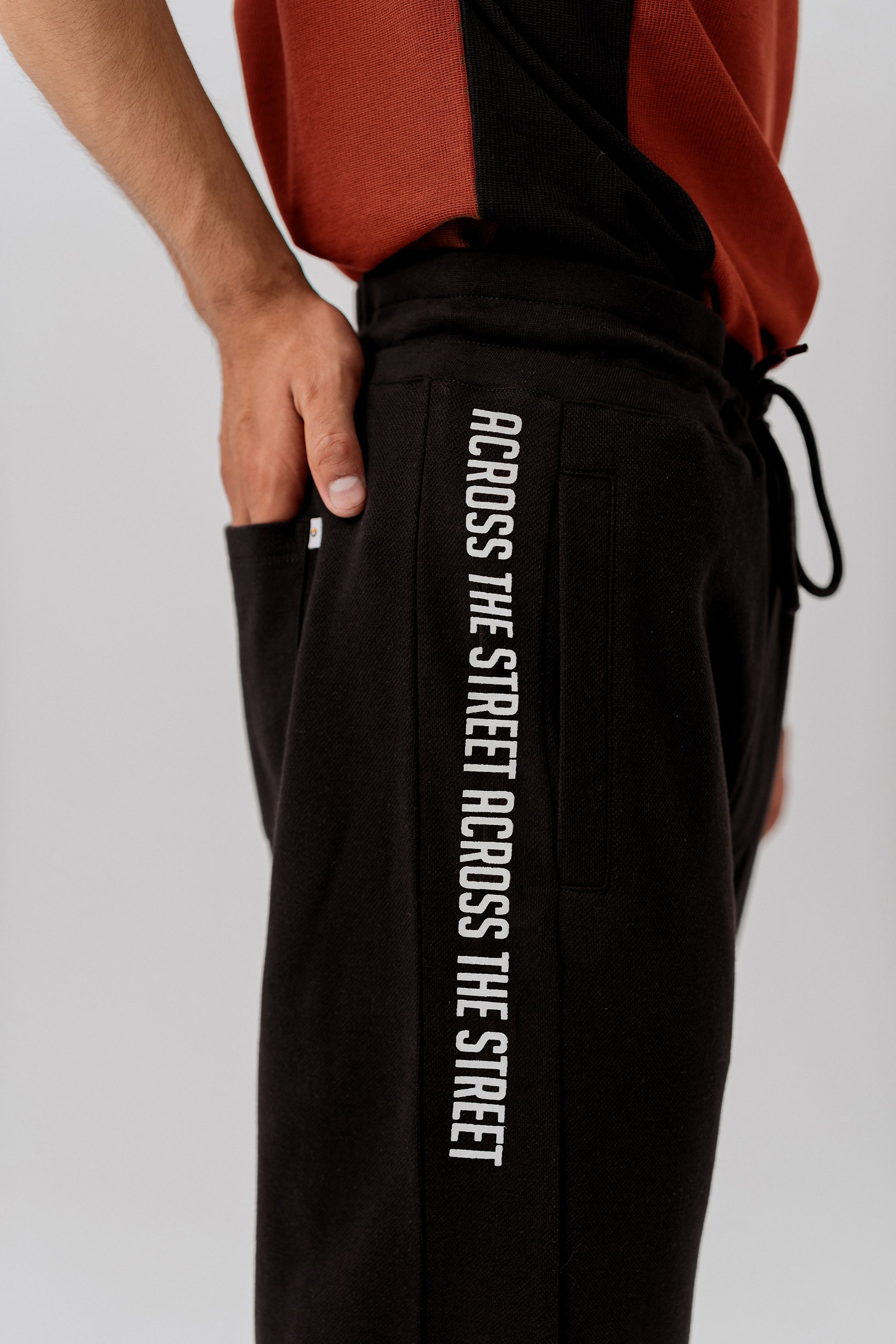 MEN'S TROUSER