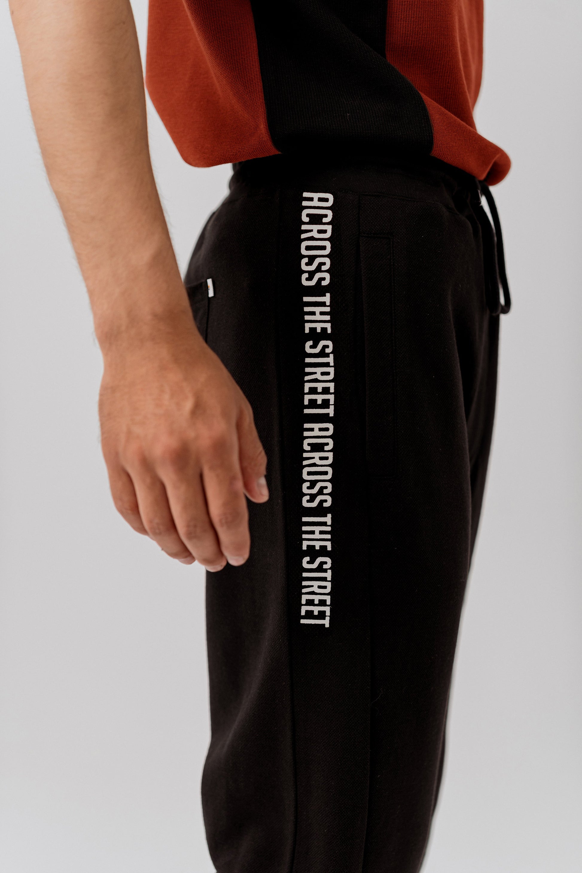 MEN'S TROUSER